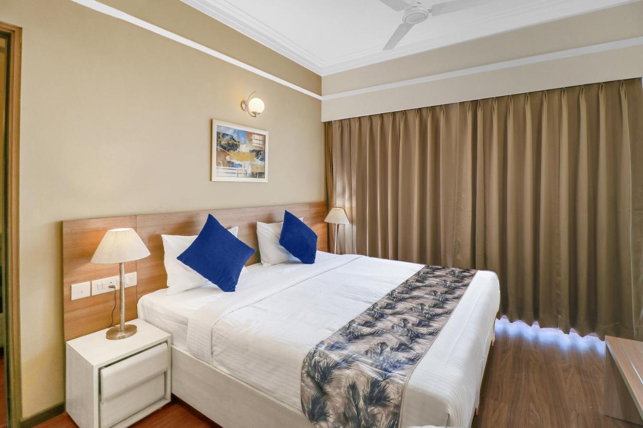 Starlit Suites Newtown Kolkata Calcutá Exterior foto
