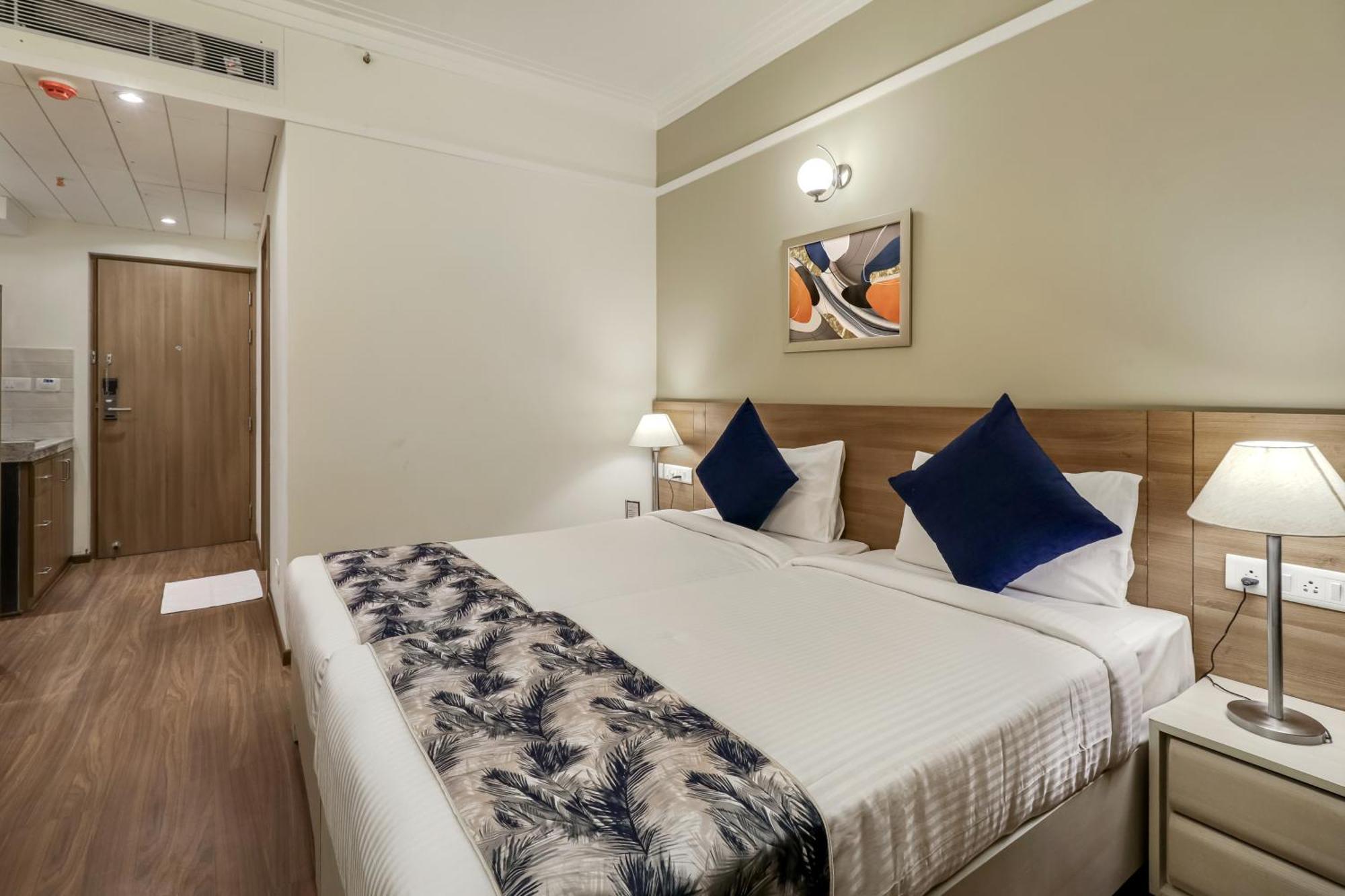 Starlit Suites Newtown Kolkata Calcutá Exterior foto